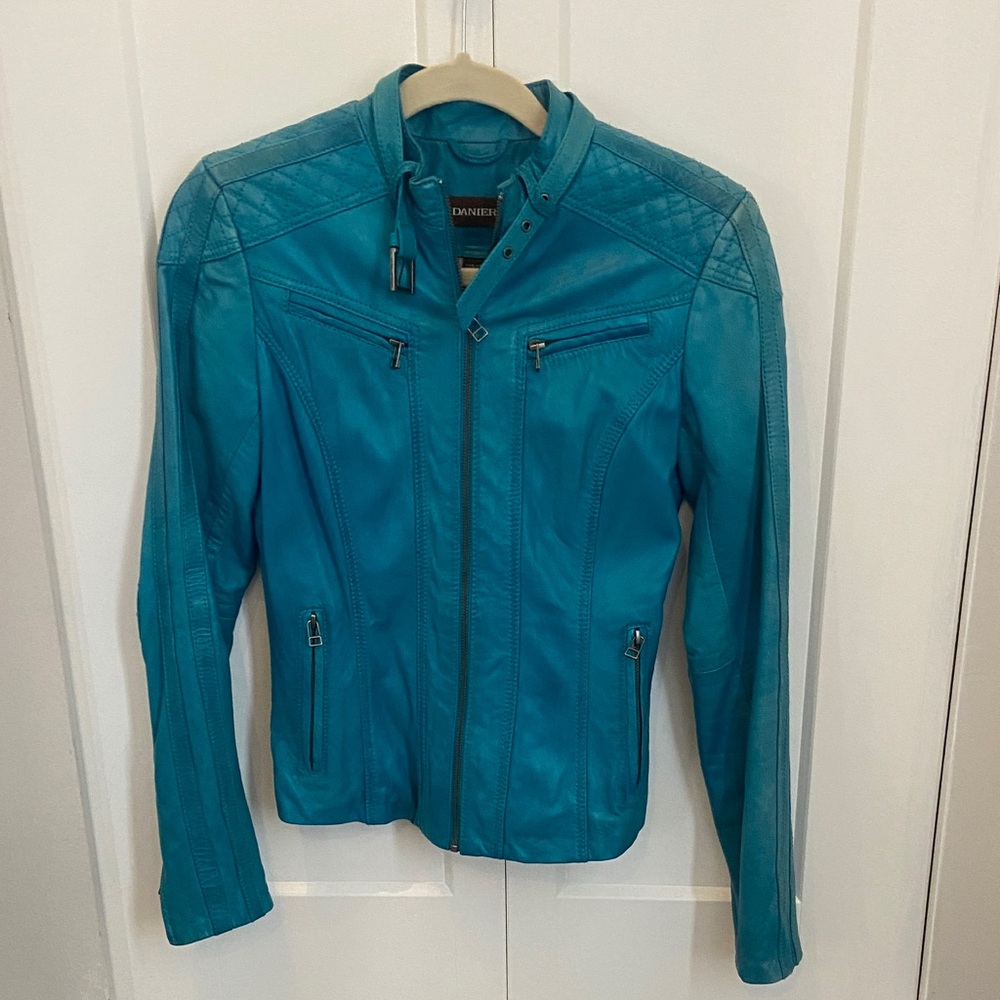 Danier Women's Teal Leather Jacket